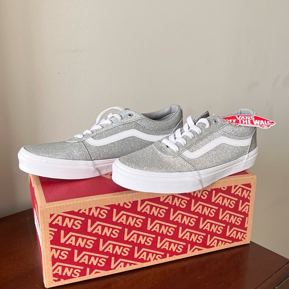 Vans “Party Glitter” shoes. BRAND NEW/Never Worn